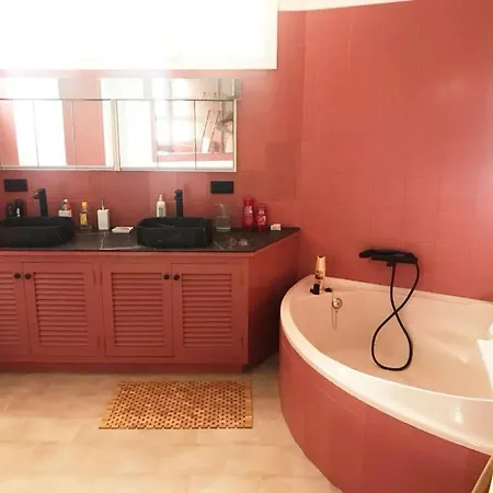 アパート Charming ソン・パルク